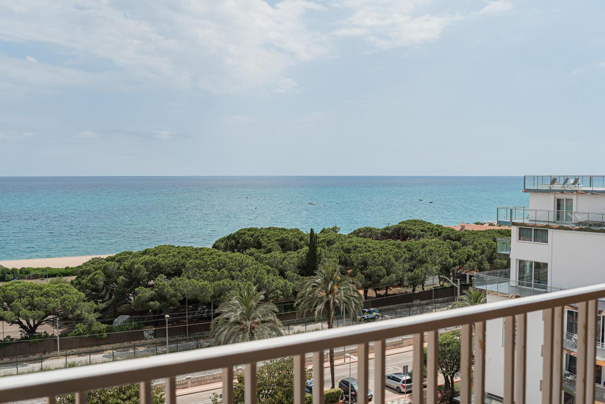 Sea View Apartments Малграт де Мар Екстериор снимка