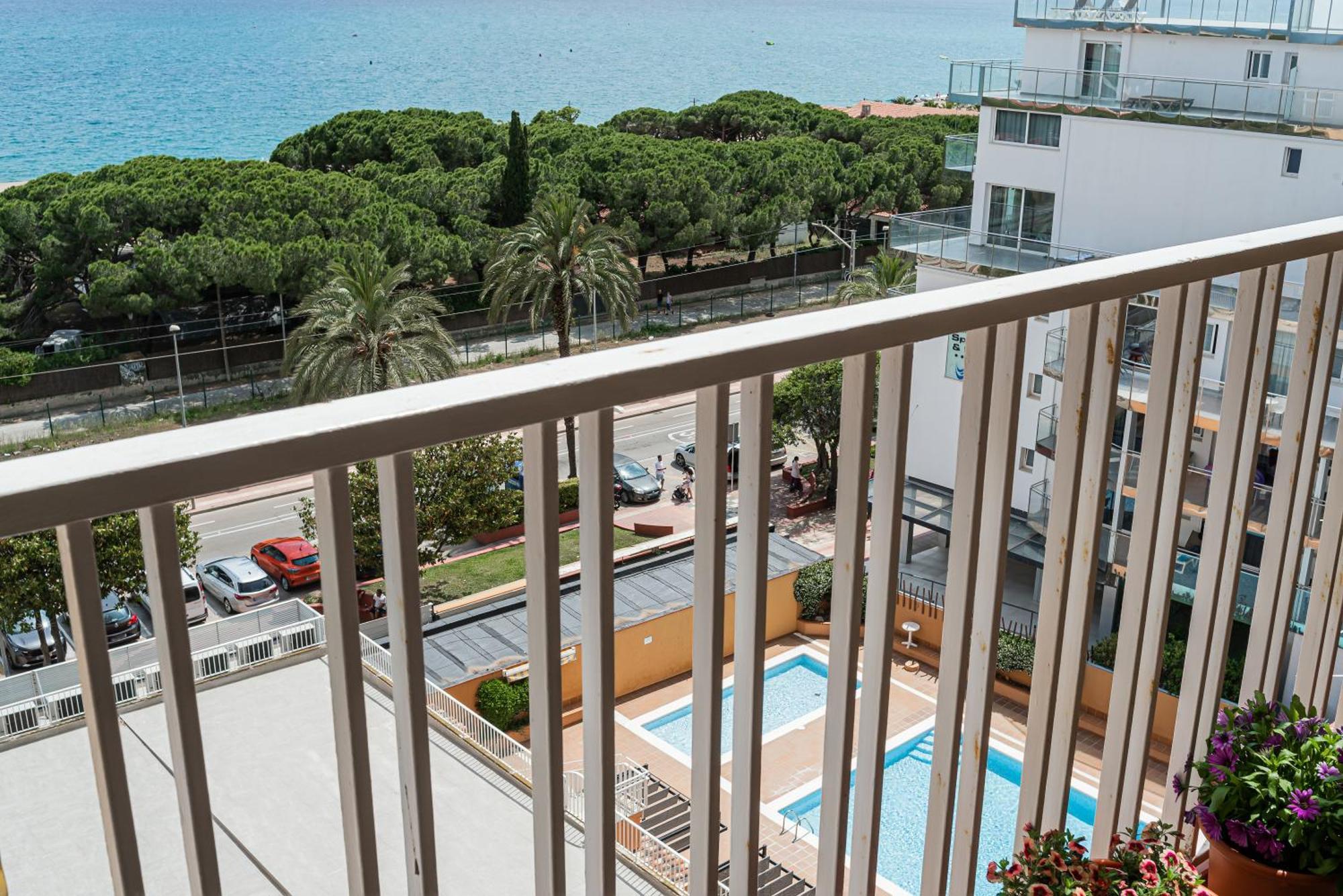 Sea View Apartments Малграт де Мар Екстериор снимка